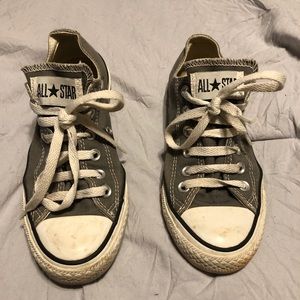 grey converse
